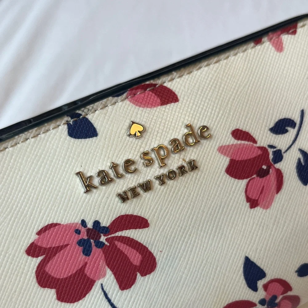 Kate Spade White and Pink Floral Wallet